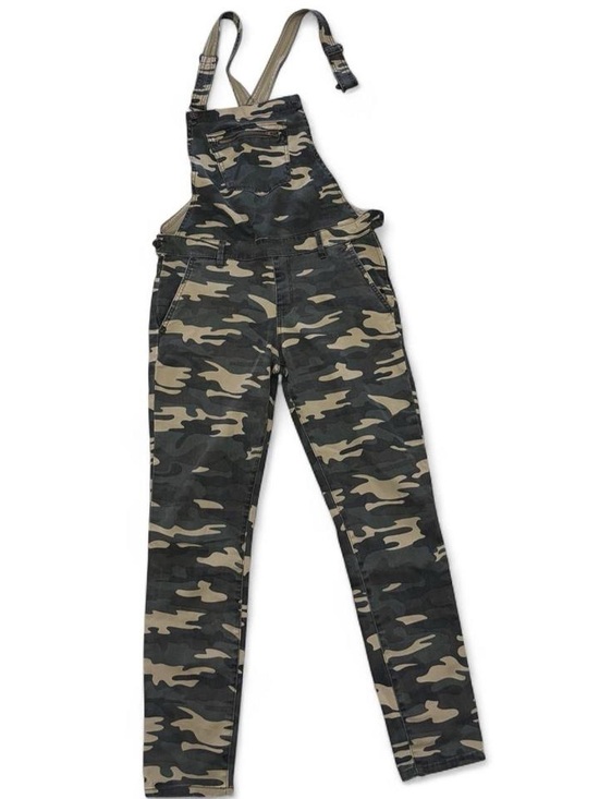 Forever 21 Tops - ✨Forever 21 camo overalls in a size29 ✨